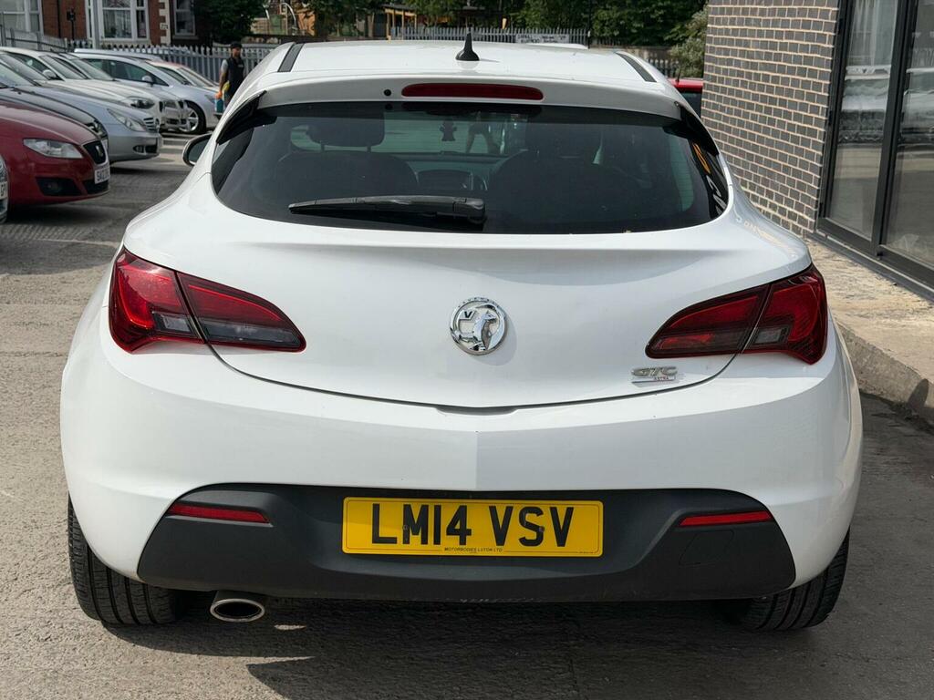 Vauxhall Astra GTC 2.0 Cdti Sport Euro 5 Ss White #5