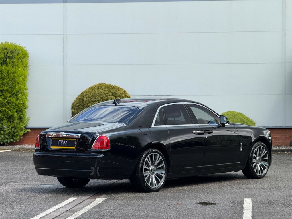 Rolls-Royce Ghost Ghost V12 Swb Green #50