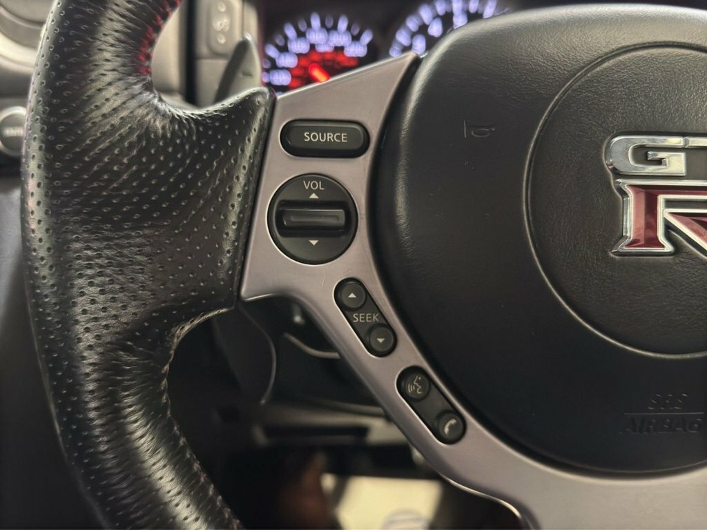 Nissan GT-R Black Edition Silver #16