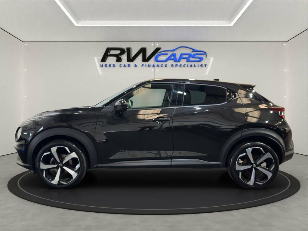 Nissan Juke 1L Tekna LA72XYT Black #2