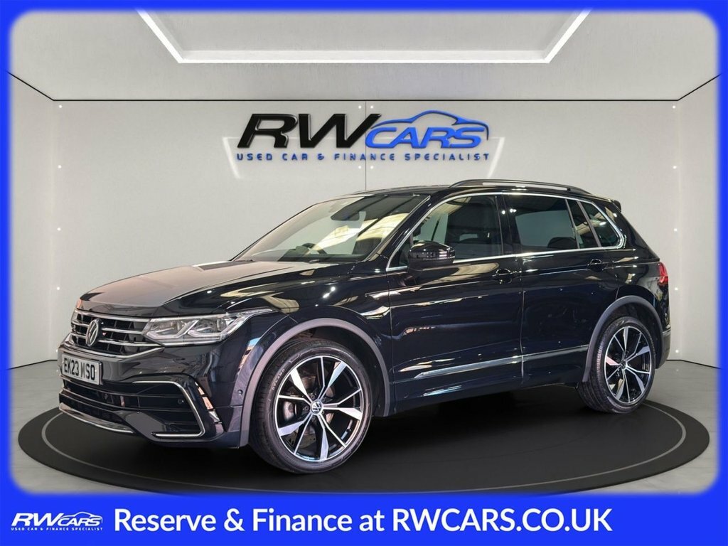 Volkswagen Tiguan 1.5L R-line Black