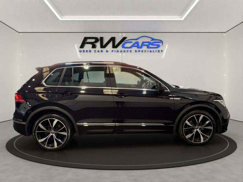 Volkswagen Tiguan 1.5L R-line EK23MSO Black #6