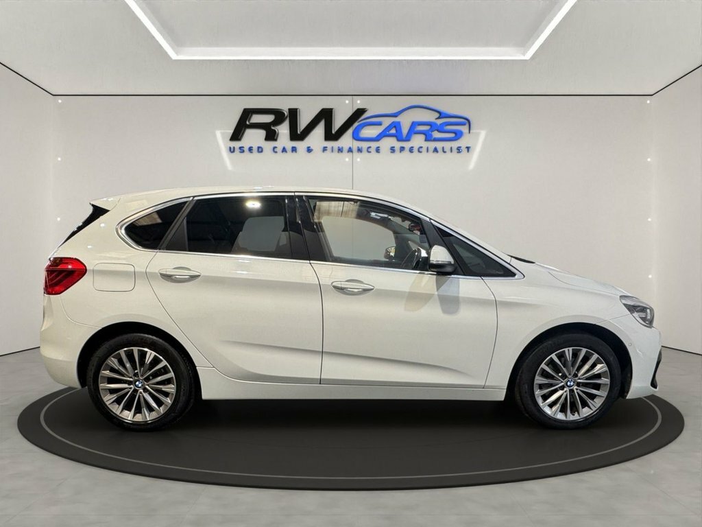 BMW 2 Series Active Tourer 218D Luxury Active Tourer White #5