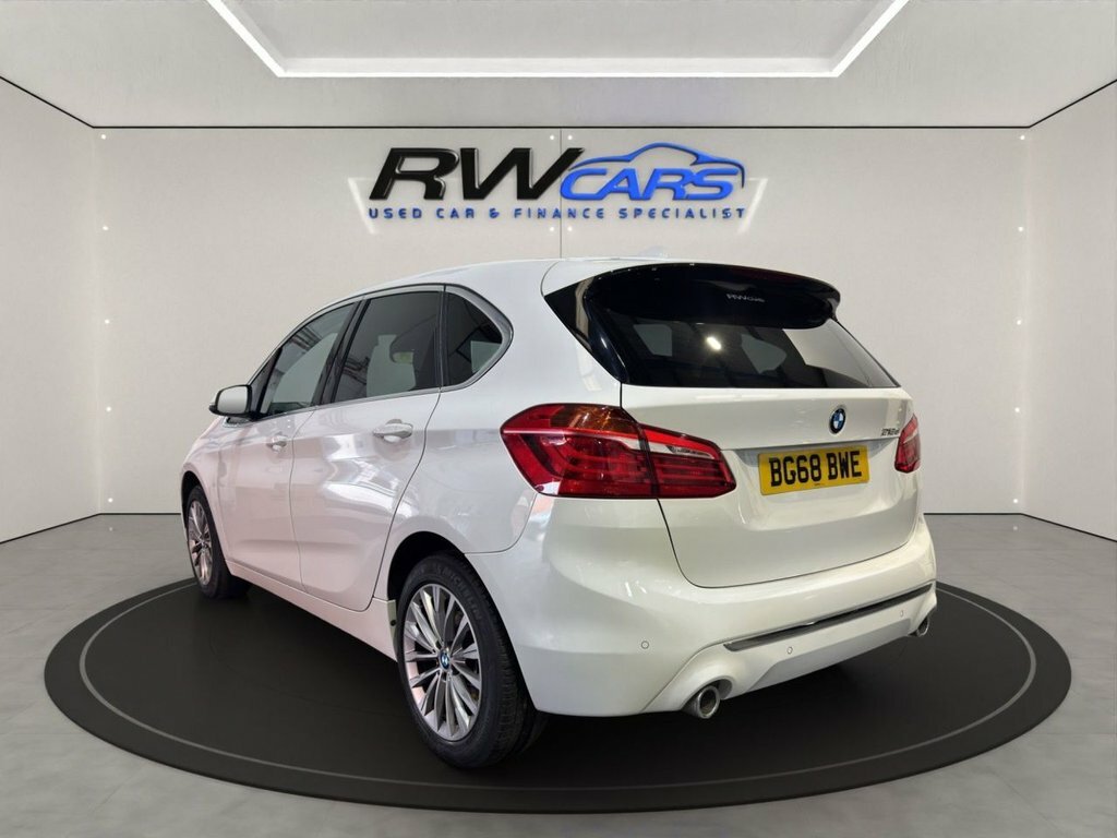 BMW 2 Series Active Tourer 218D Luxury Active Tourer White #2