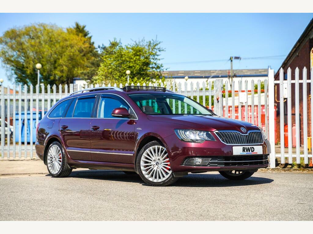 Skoda Superb 2.0 Tdi Laurin Klement Dsg Euro 5 S S Red