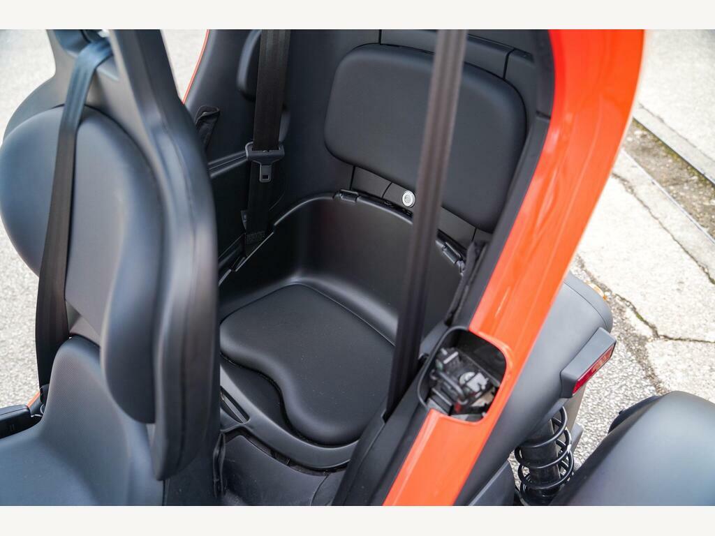 Renault Twizy Coupe Dynamique 202171 Black #15