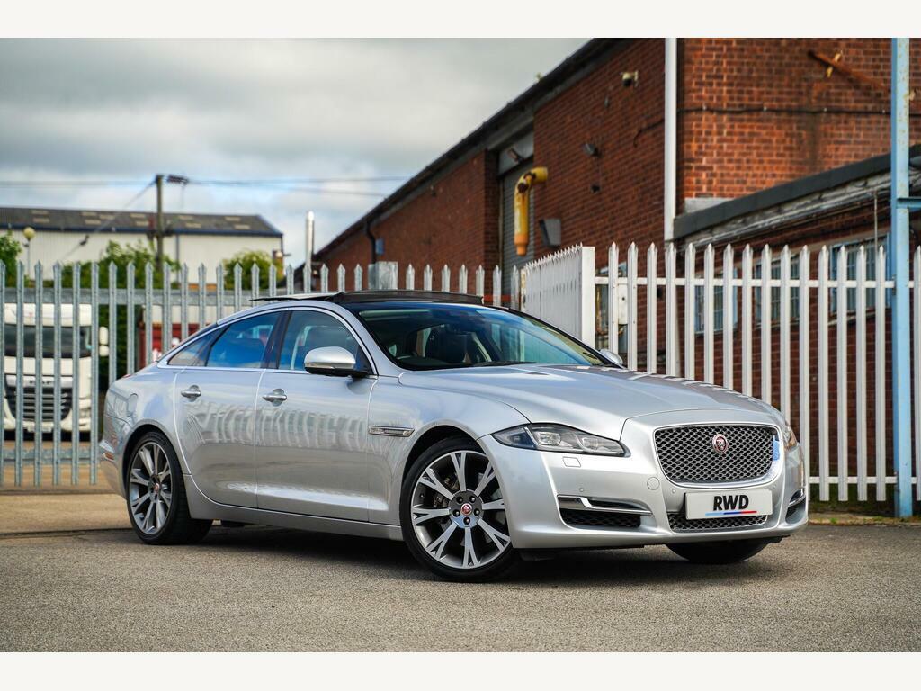 Jaguar XJ 3.0D V6 Portfolio Euro 6 S S Silver