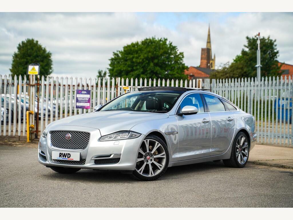 Jaguar XJ 3.0D V6 Portfolio Euro 6 S S Silver