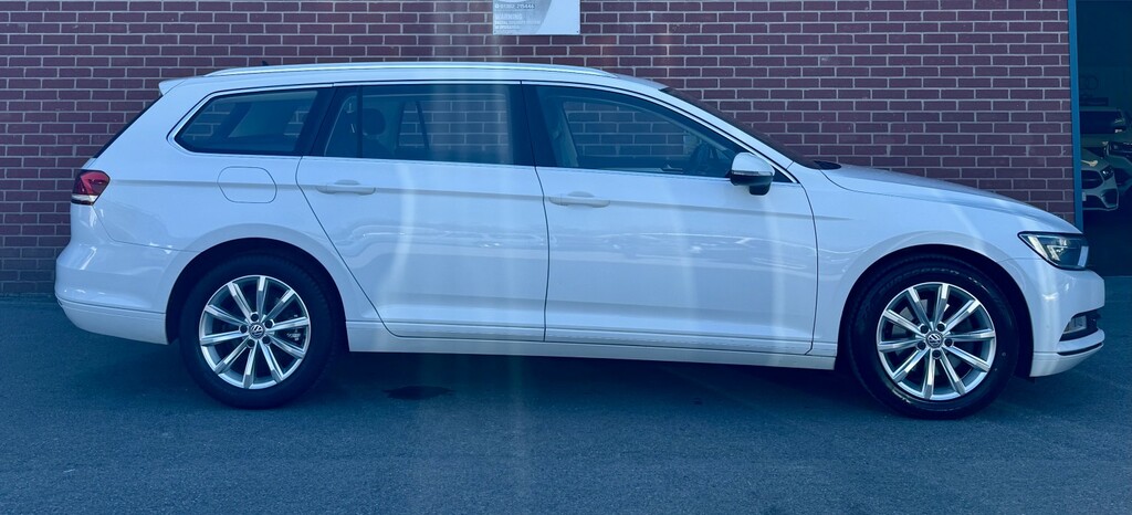 Volkswagen Passat 1.6 Tdi Bluemotion Tech Se N666RTH White #4