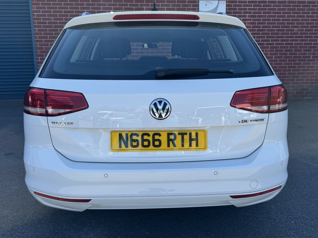 Volkswagen Passat 1.6 Tdi Bluemotion Tech Se N666RTH White #6
