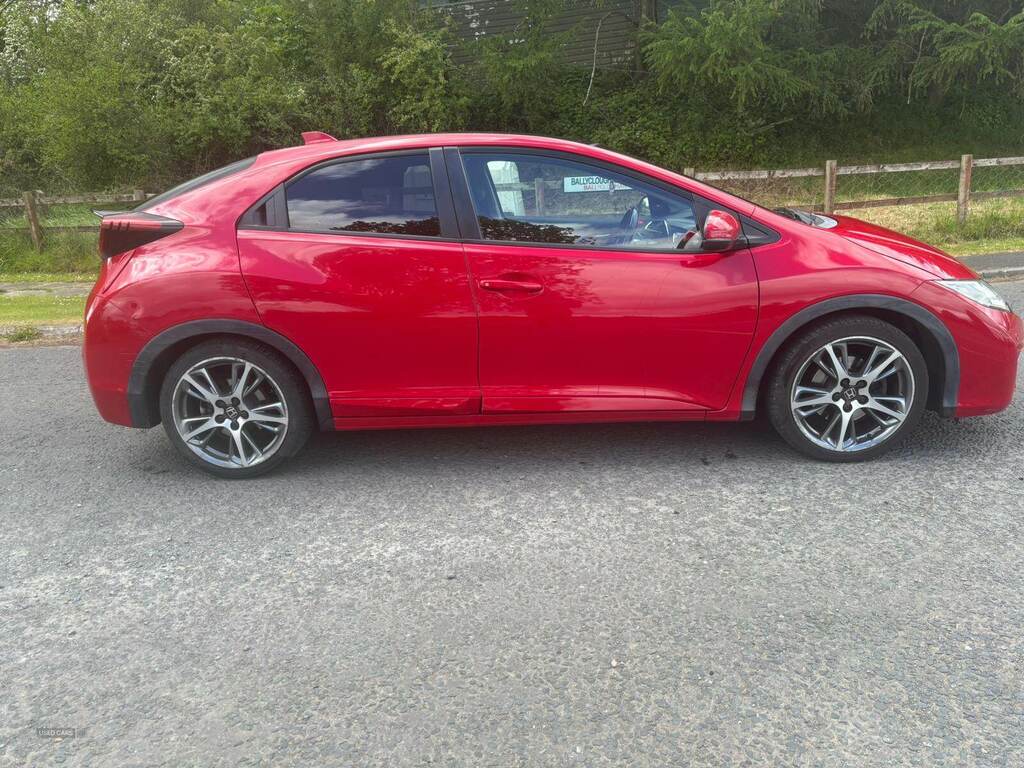 Honda Civic 1.6 I-dtec Sr WX16XLG Red #3