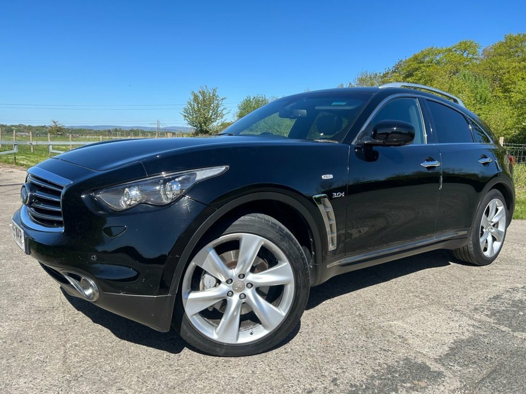 Infiniti QX70 3L S Premium Black #4