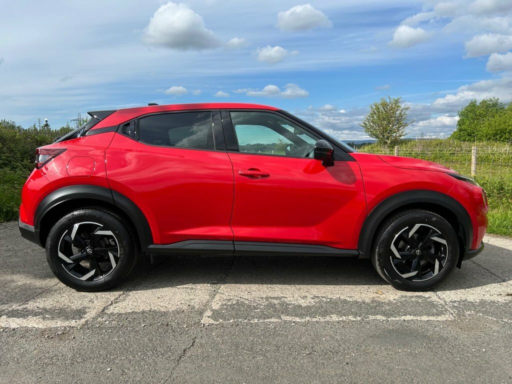 Nissan Juke 1L N-connecta EJ72WNB Red #2