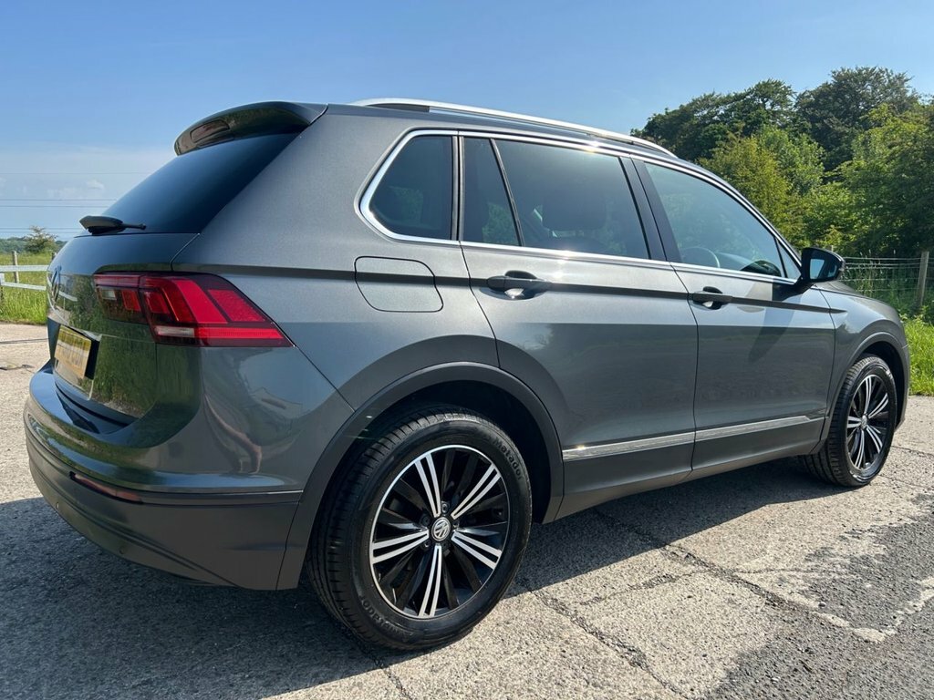 Volkswagen Tiguan 2L Se PJ18COA Grey #3