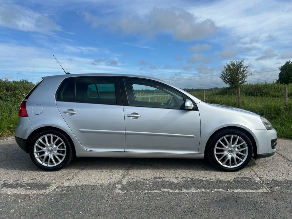 Volkswagen Golf 2L Gt Silver #2