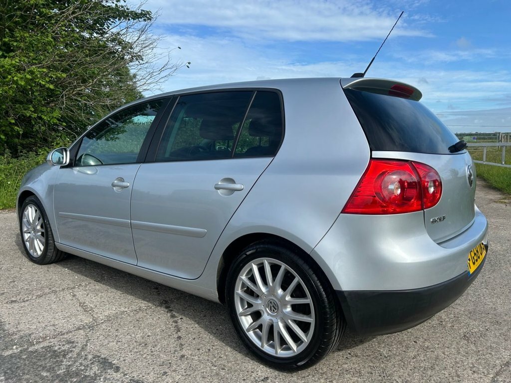 Volkswagen Golf 2L Gt Silver #6