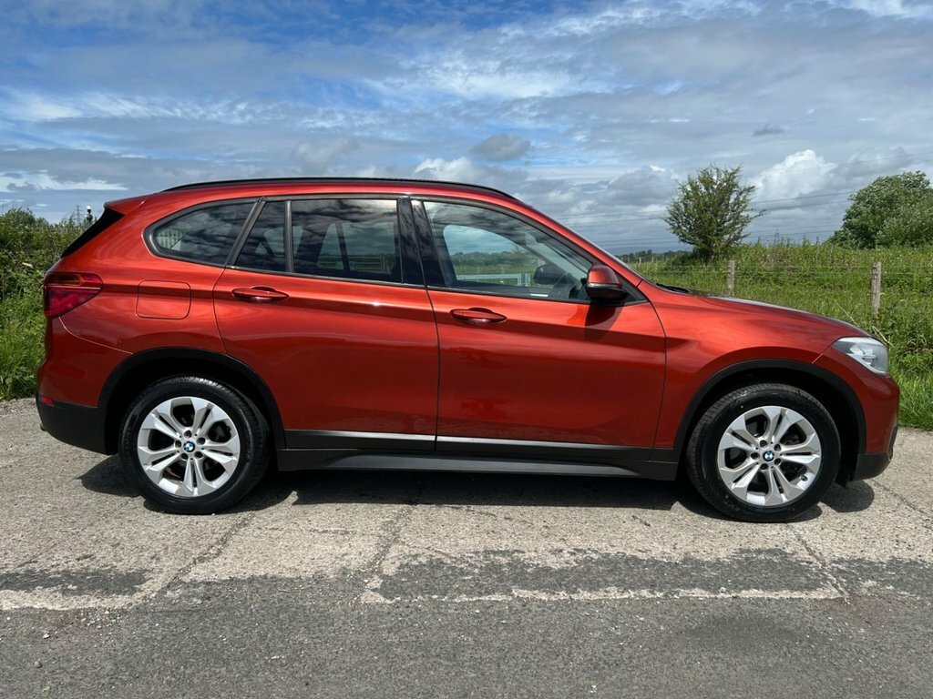 BMW X1 2L Se GL18UMZ Orange #2