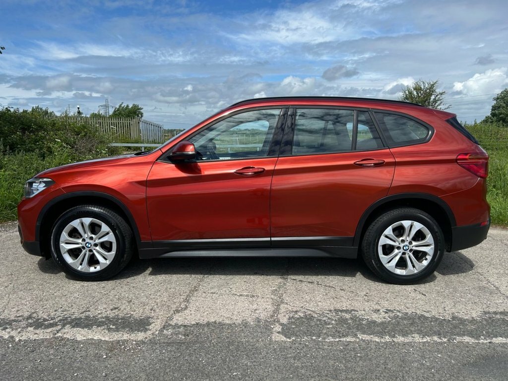 BMW X1 2L Se GL18UMZ Orange #5