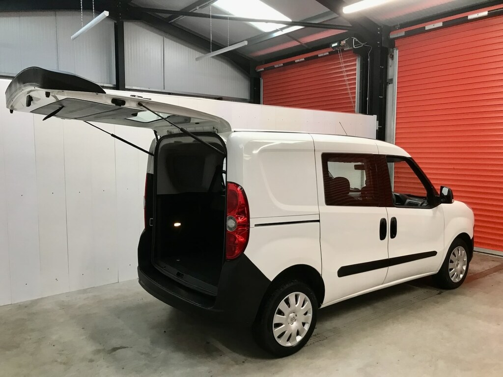 Vauxhall Combo 2300 1.3 Cdti 16V Ecoflex H1 Glazed Crew Van Ss White #4