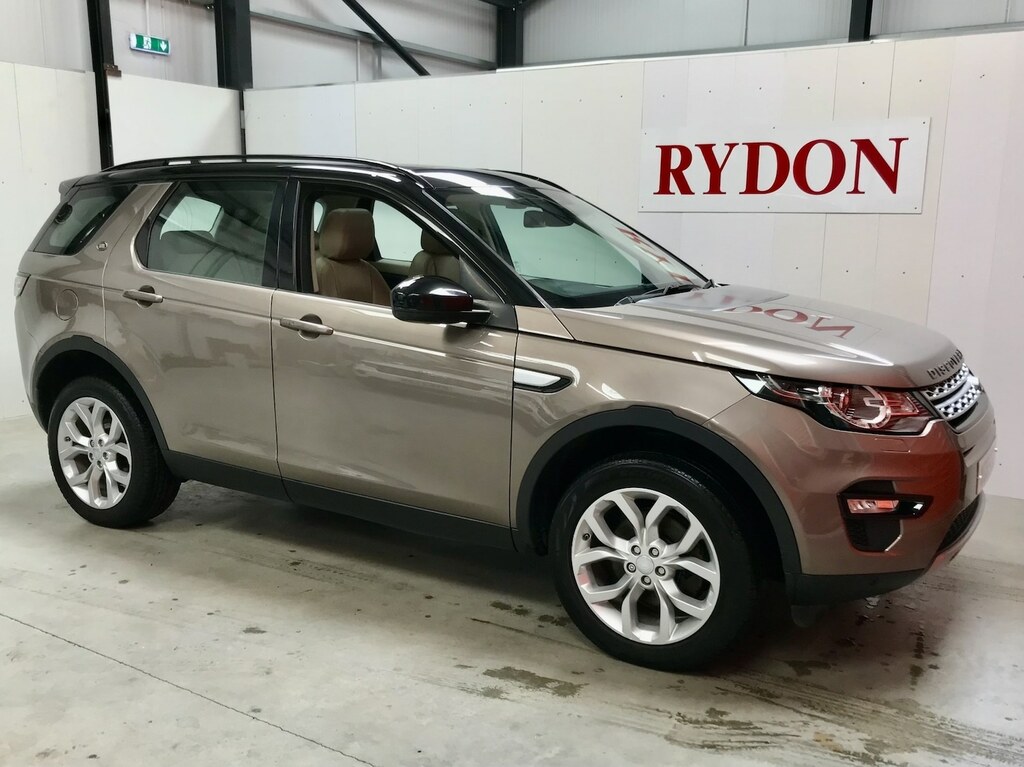 Land Rover Discovery Sport 2.0 Td4 180 Hse 7 Seater Brown