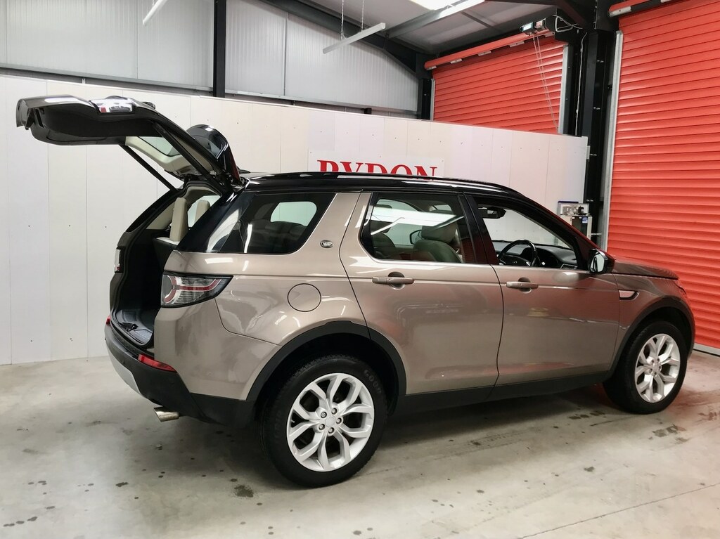 Land Rover Discovery Sport 2.0 Td4 180 Hse 7 Seater WG65GLY Brown #4