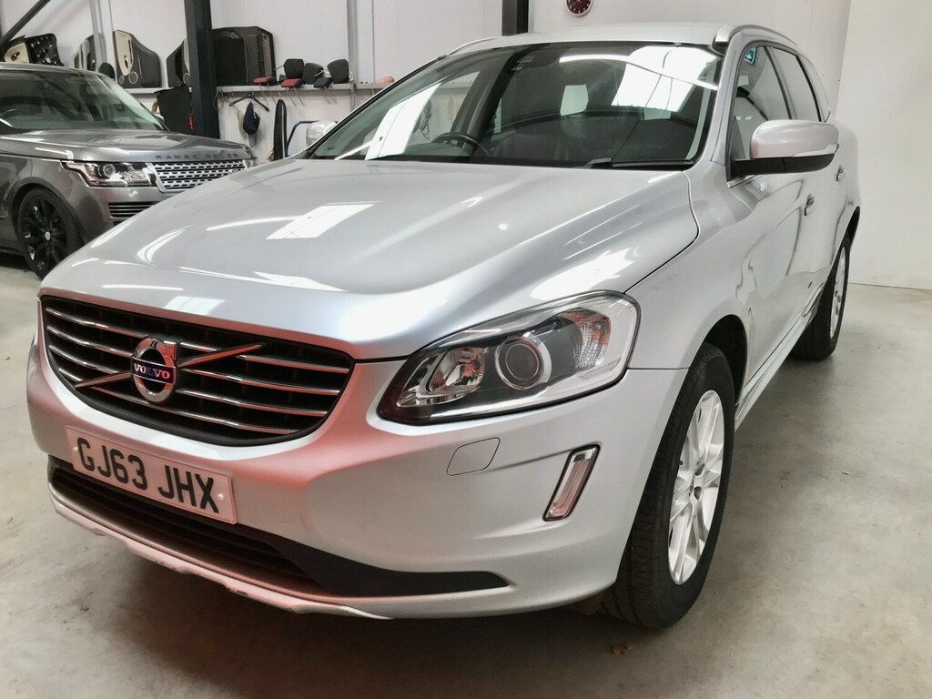 Volvo XC60 D5 215 Se Lux Nav Awd Geartronic Silver #2