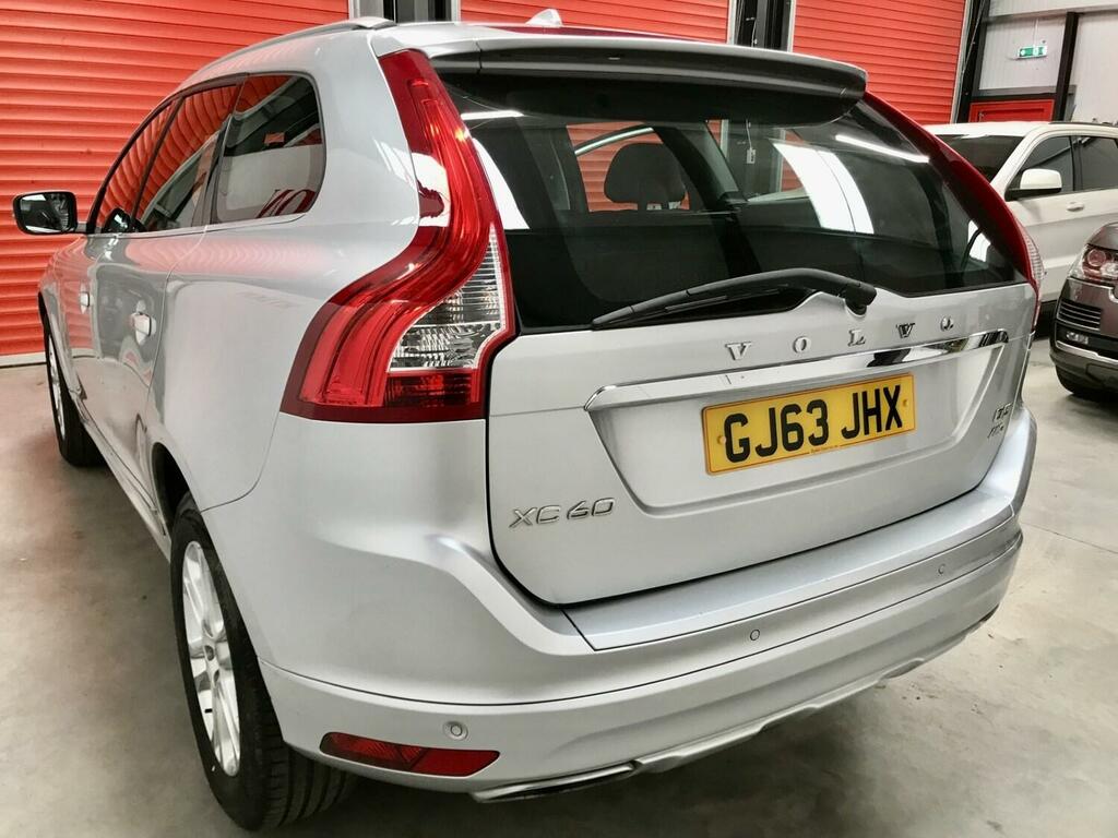 Volvo XC60 D5 215 Se Lux Nav Awd Geartronic Silver #3