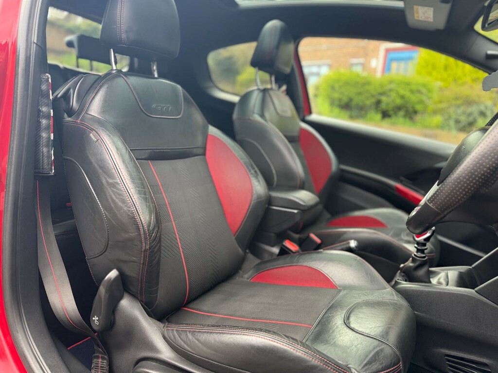 Peugeot 208 Gti Prestige Thp EA67UJW Red #4