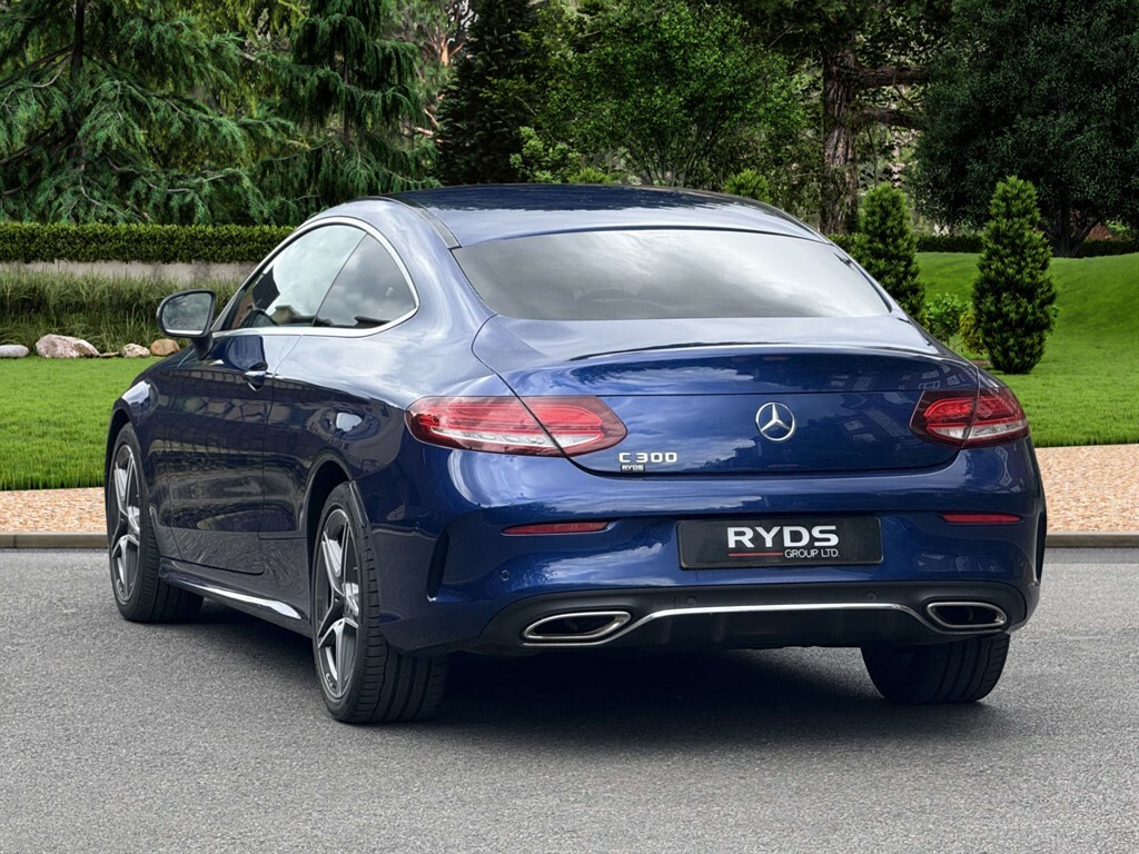 Mercedes-Benz 300 C Amg Line Premium Blue #6