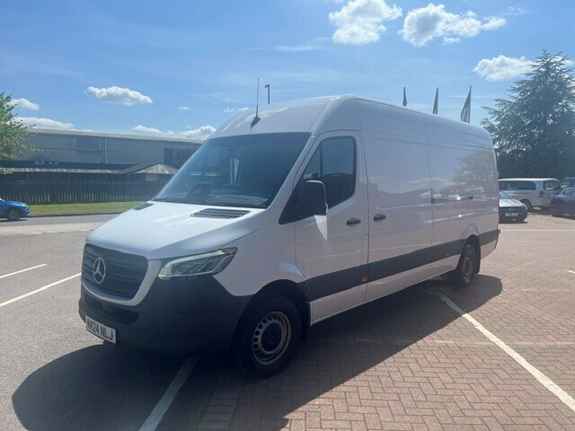 Mercedes-Benz Sprinter 315 Cdi Select WM24NLJ White #5