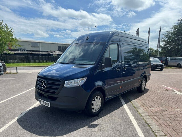 Mercedes-Benz Sprinter 315 Cdi Pro KR75OKU Blue #2