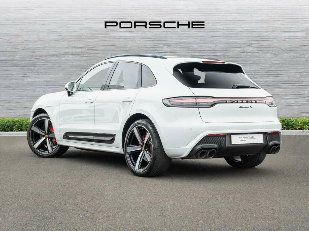Porsche Macan S Pdk AK23UUG White #3