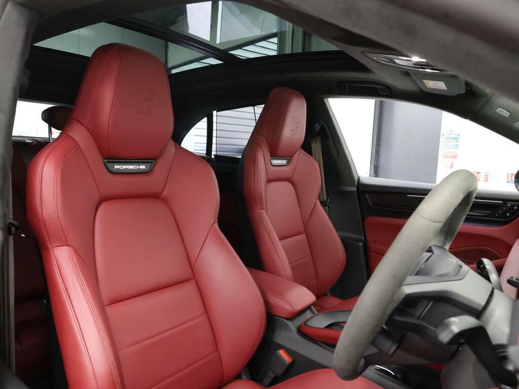 Porsche Macan Turbo  #5