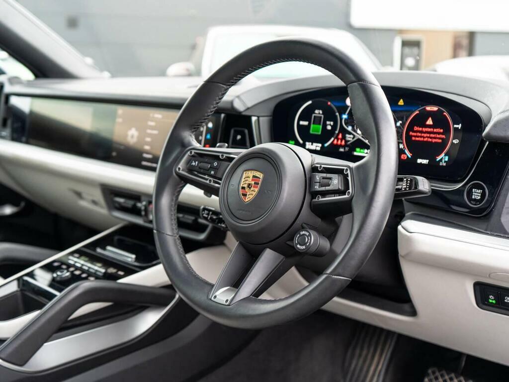 Porsche Cayenne V6 E-hybrid FP24XYW #4