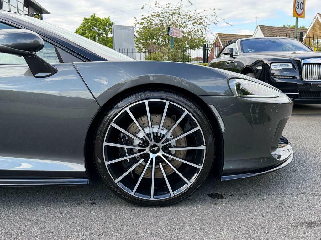 McLaren GT V8 Ssg White #19