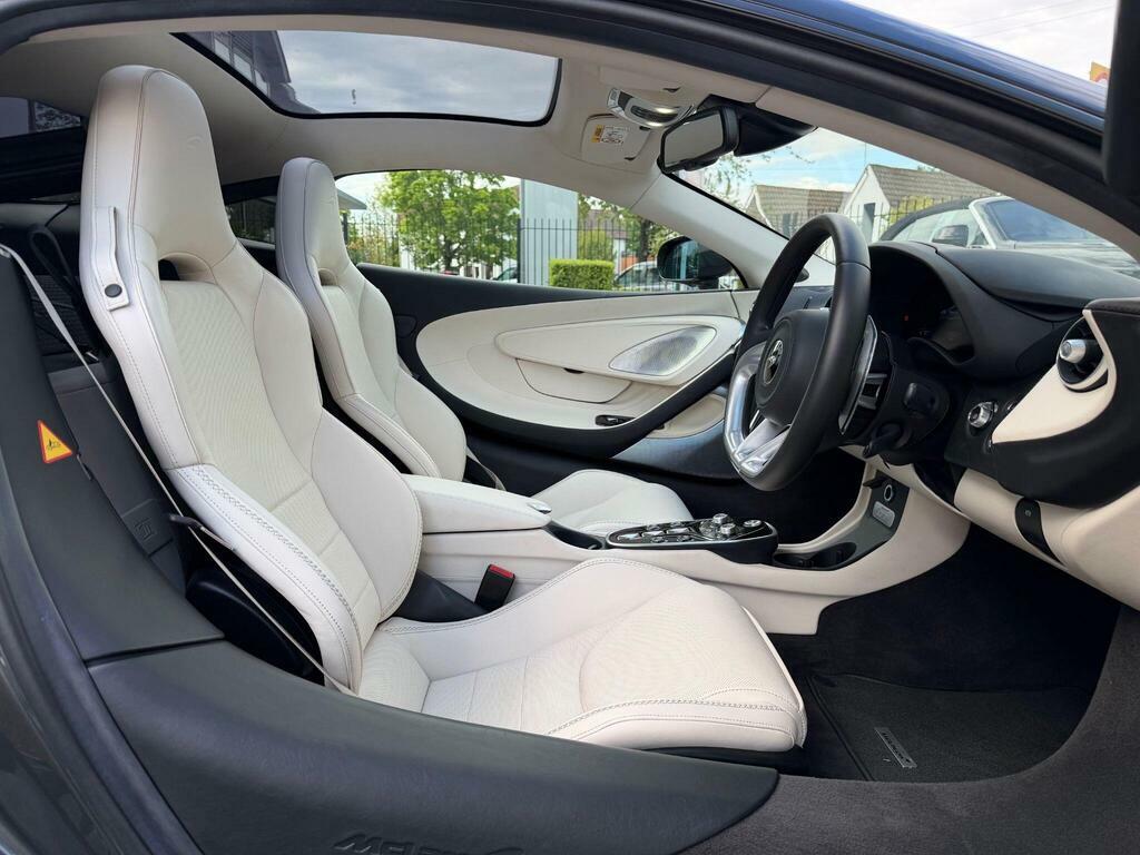 McLaren GT V8 Ssg White #14