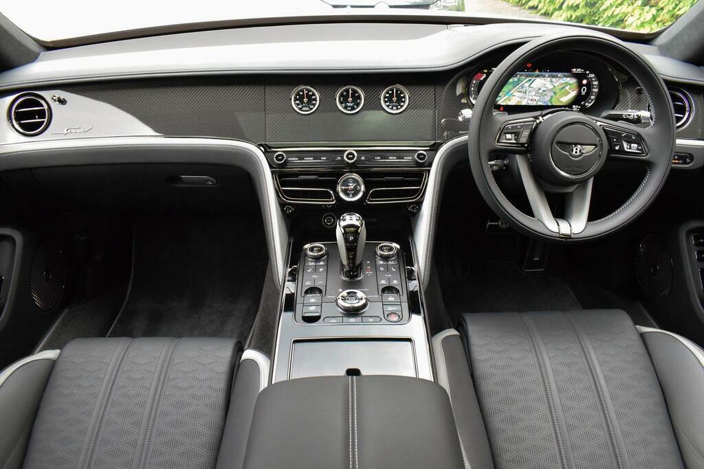 Bentley Flying Spur 4.0 V8 Ultra-performance 25.9Kwh Speed Saloon Silver #4