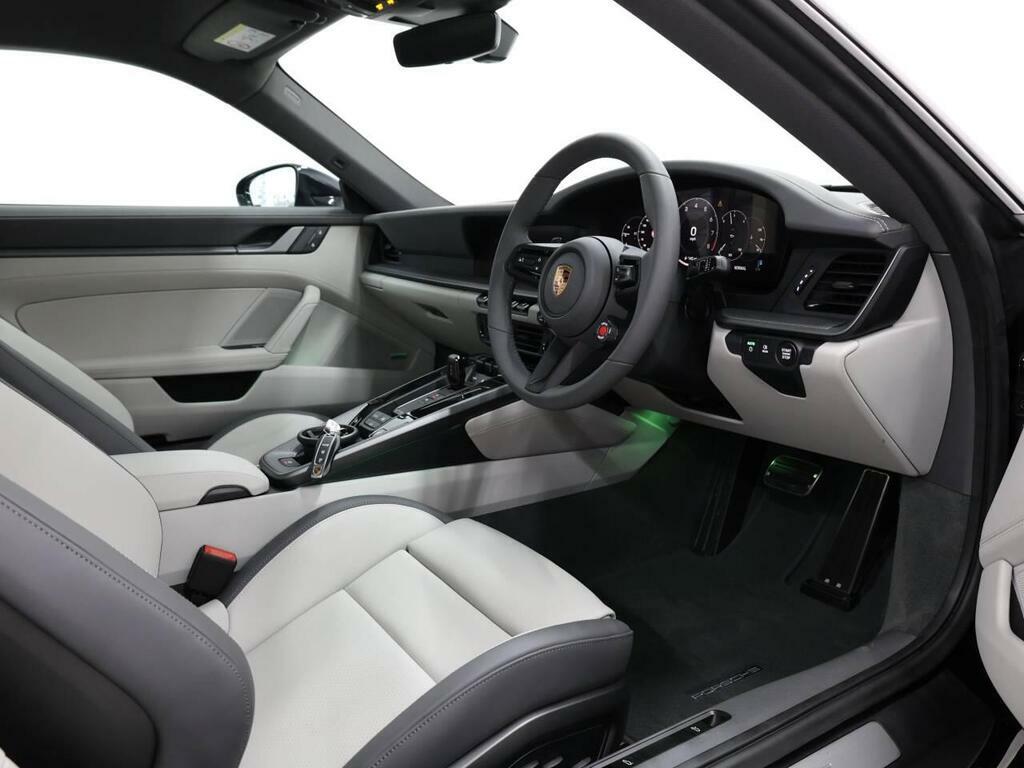 Porsche 911 Exeter #4