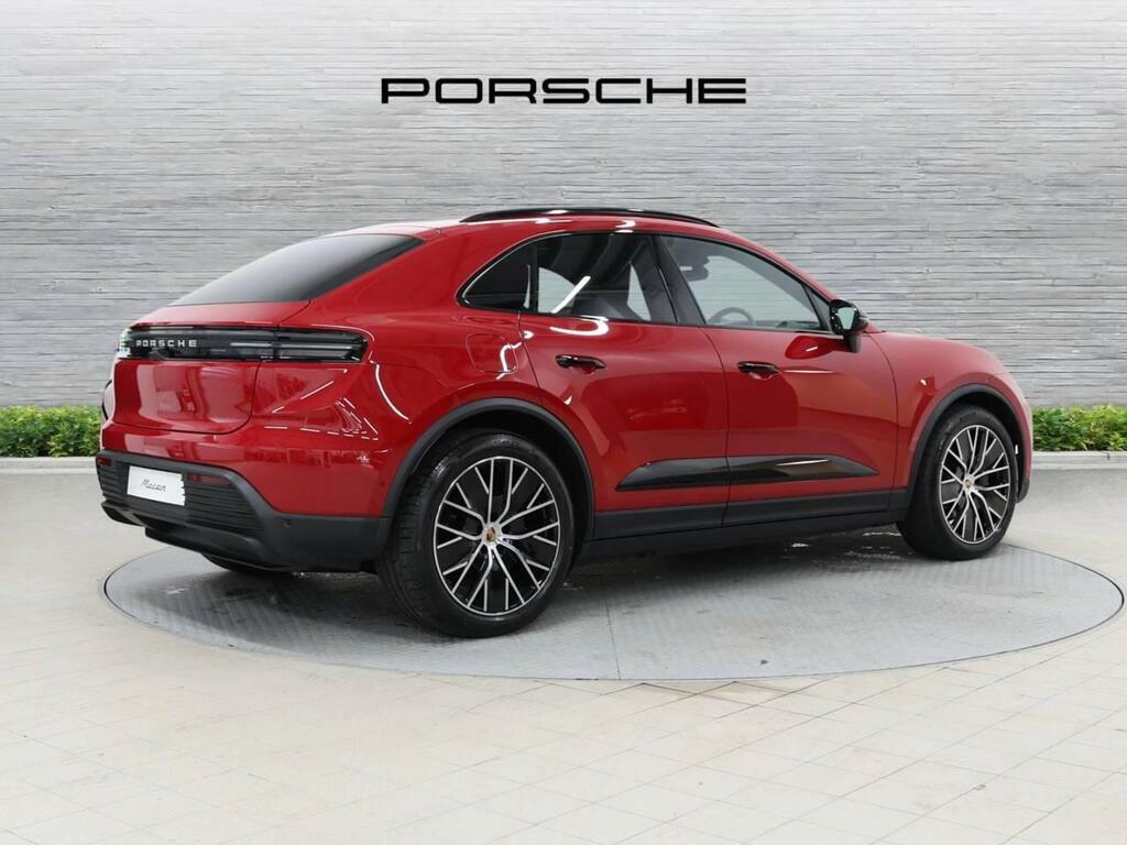 Porsche Macan Exeter #3