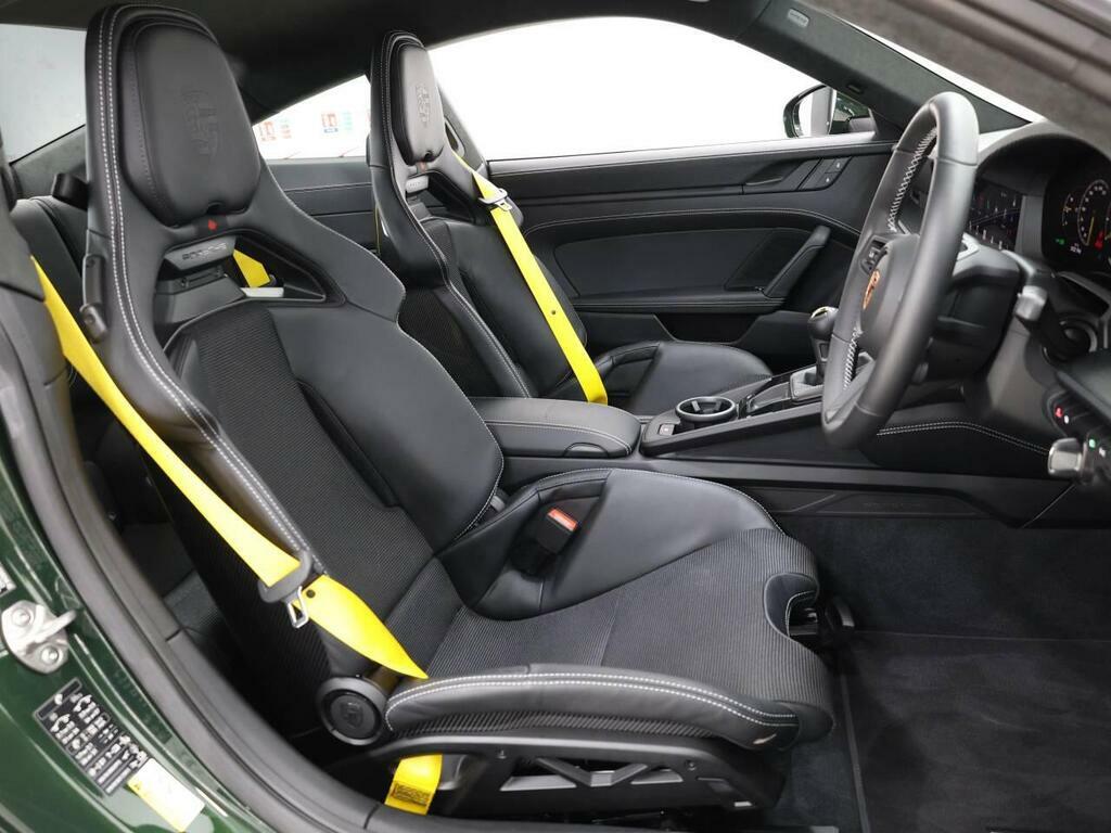Porsche 911 Gt3 Touring #5