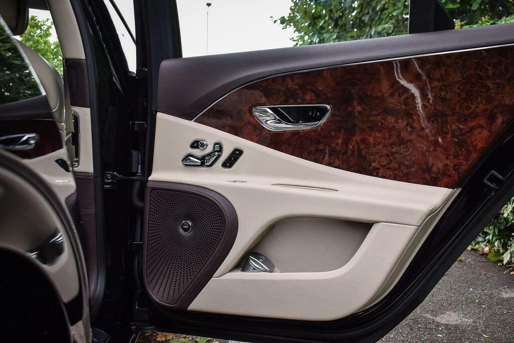 Bentley Flying Spur First Edition #23