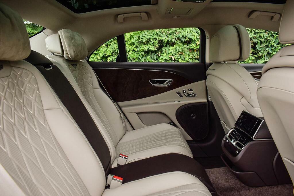Bentley Flying Spur First Edition #40