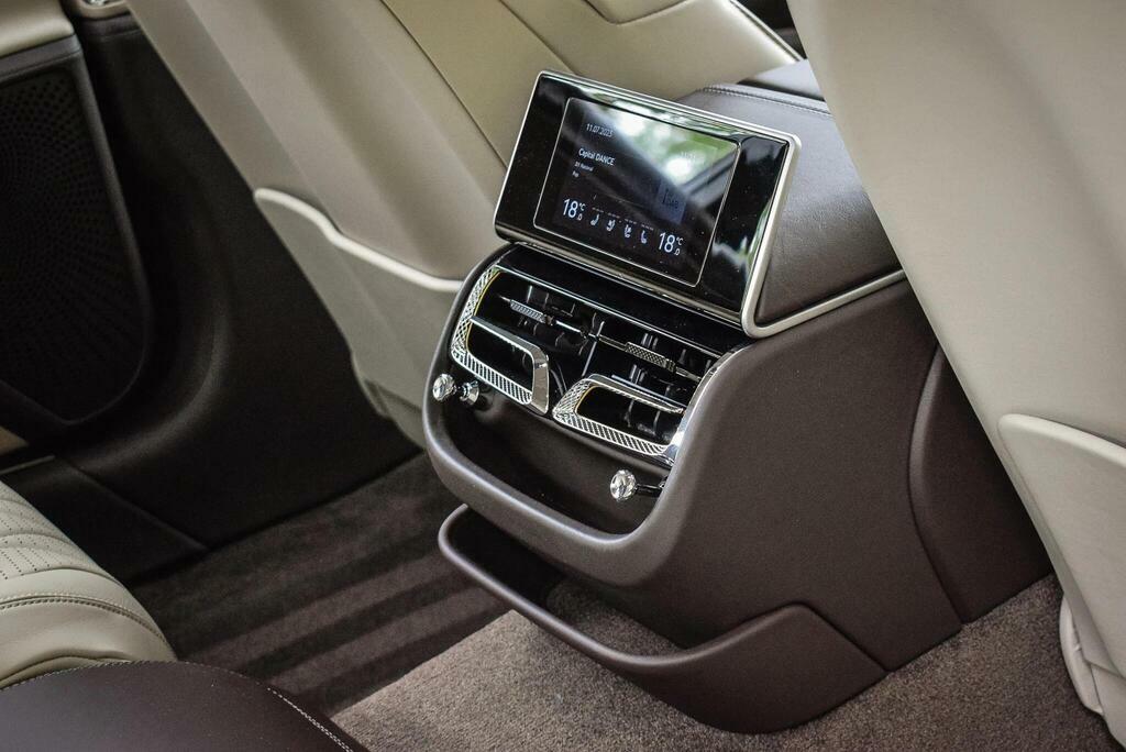 Bentley Flying Spur First Edition #28