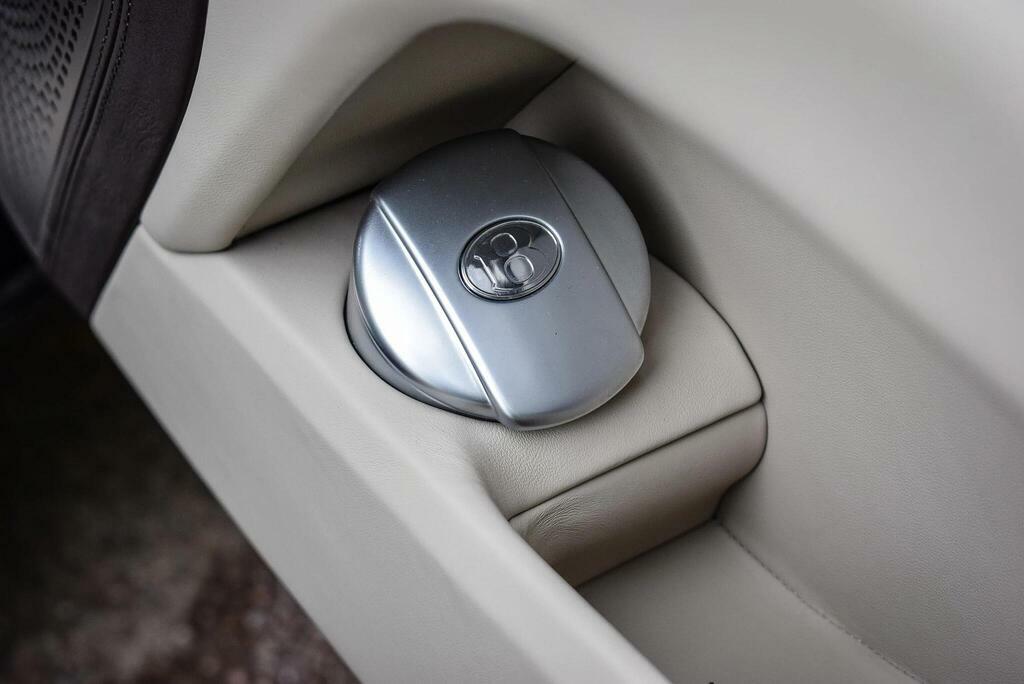 Bentley Flying Spur First Edition #25