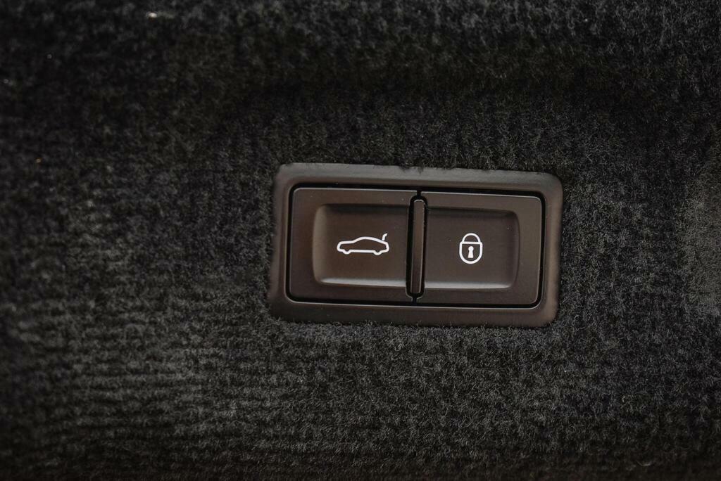 Bentley Flying Spur First Edition #15