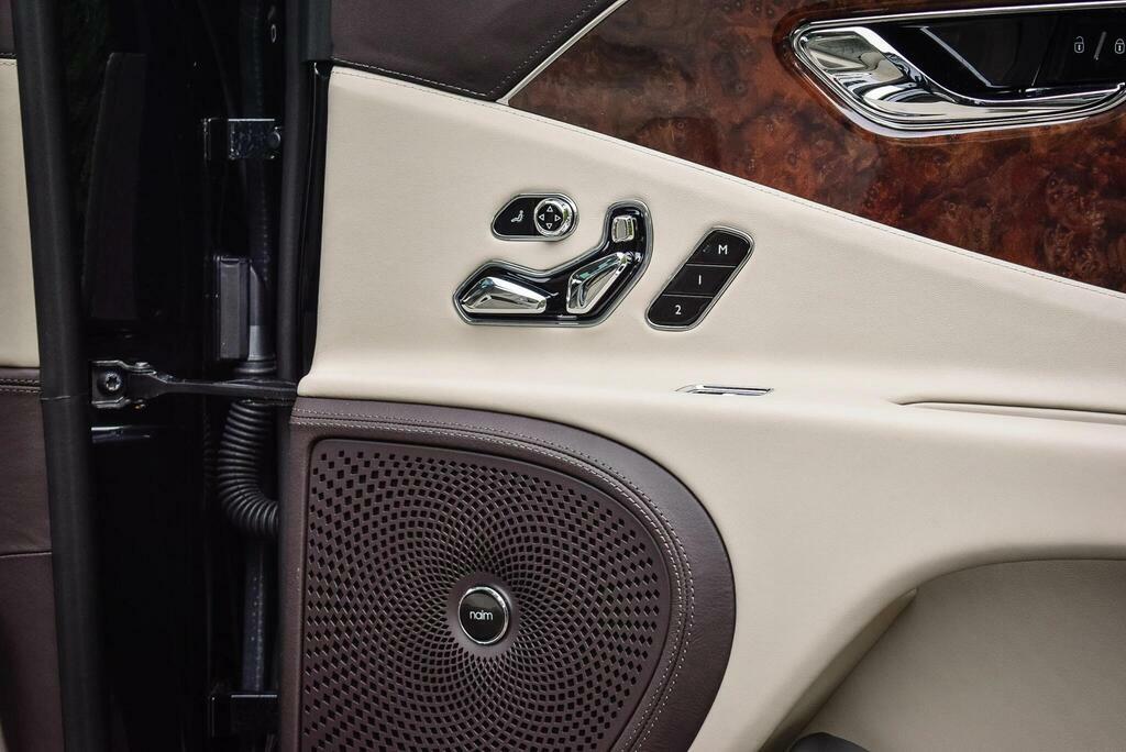 Bentley Flying Spur First Edition #24