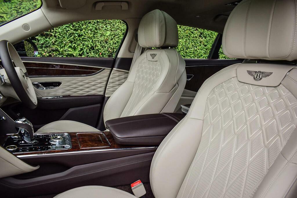 Bentley Flying Spur First Edition #30