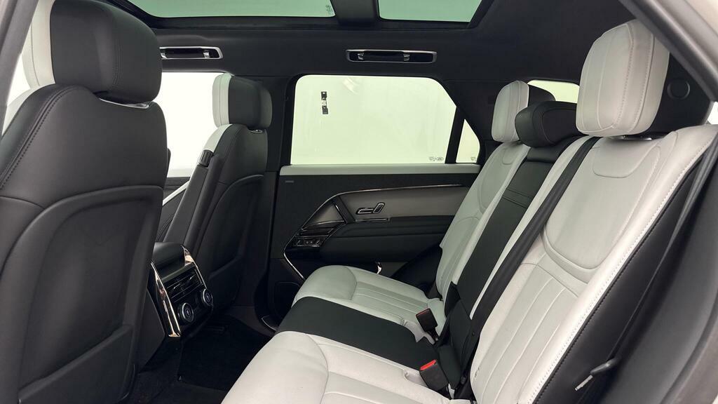 Land Rover Range Rover Sport 3.0 D300 Dynamic Se KT74XRS Grey #4