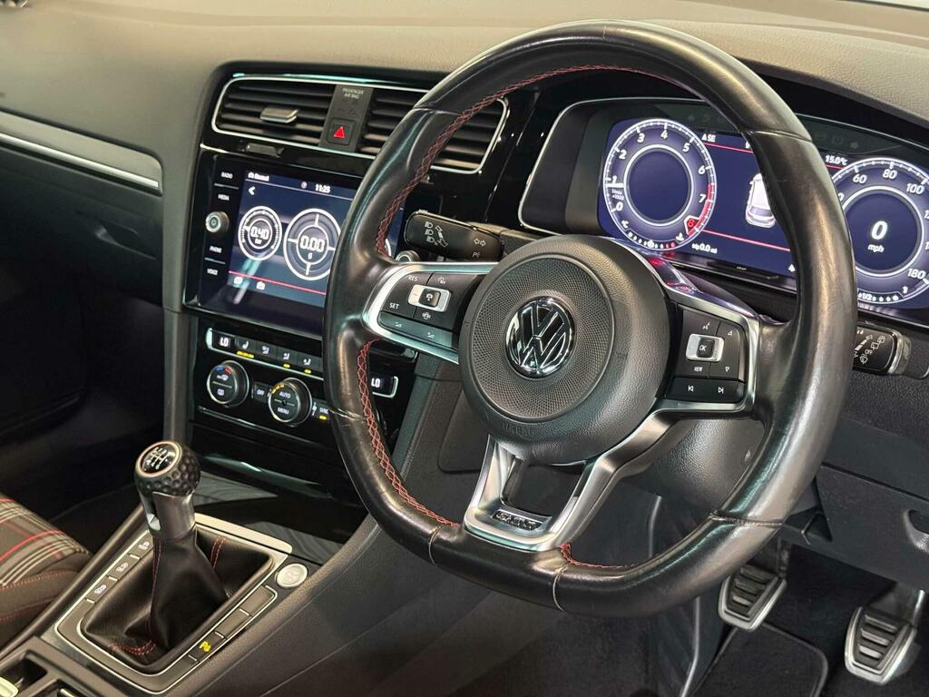 Volkswagen Golf Gti Performance DC19RXB Black #2