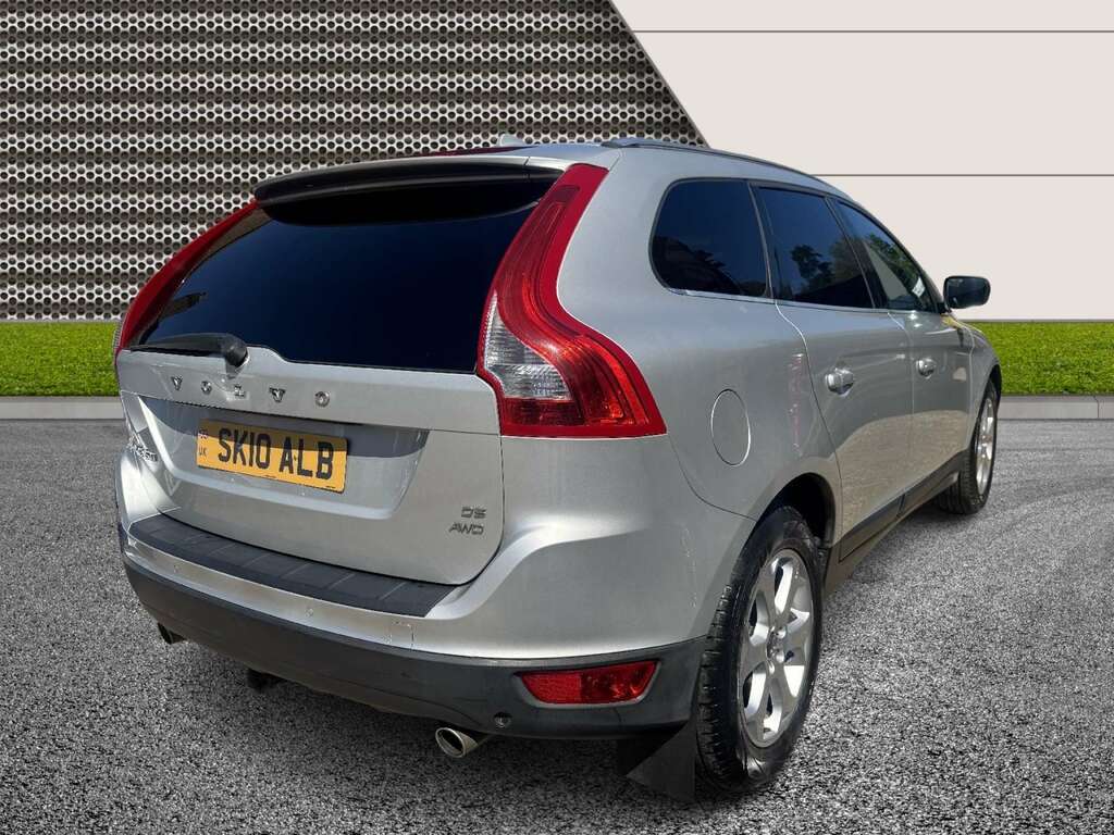 Volvo XC60 2.4 Xc60 Se Luxury Awd D5 4Wd Silver #5